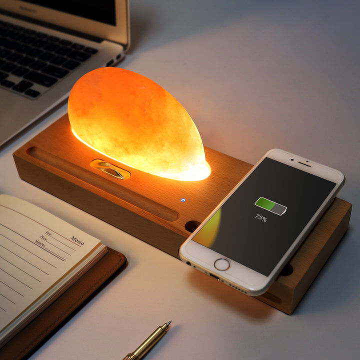 Lumeva SaltGlow – Salt Lamp with Wireless Charging